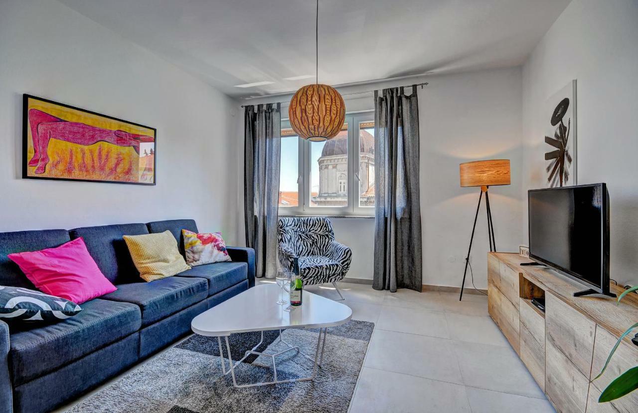 Lola App In City Center, 4+1 Pax Пула Экстерьер фото