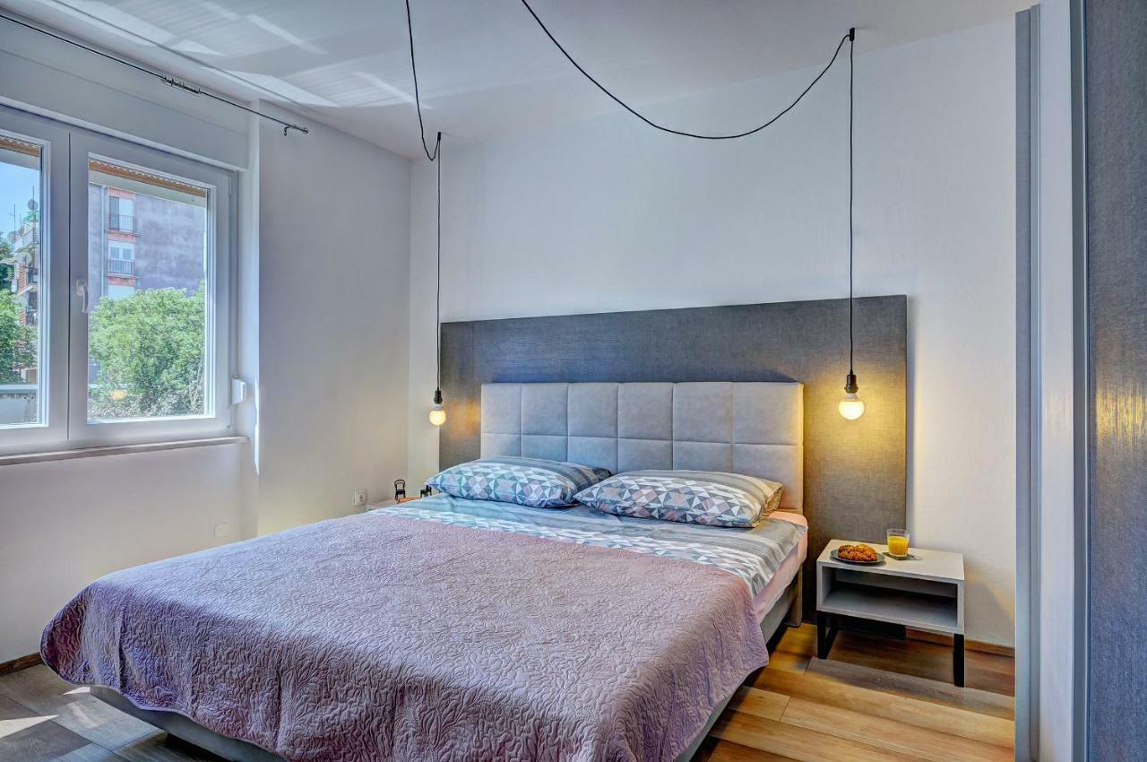 Lola App In City Center, 4+1 Pax Пула Экстерьер фото