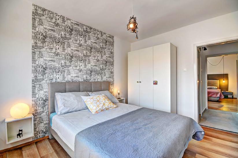 Lola App In City Center, 4+1 Pax Пула Экстерьер фото